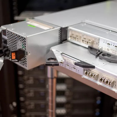 3.84T SAS SSD स्टोरेज सर्वर 24 ड्राइव DELL EMC PowerVault ME5024 स्टोरेज ऐरे